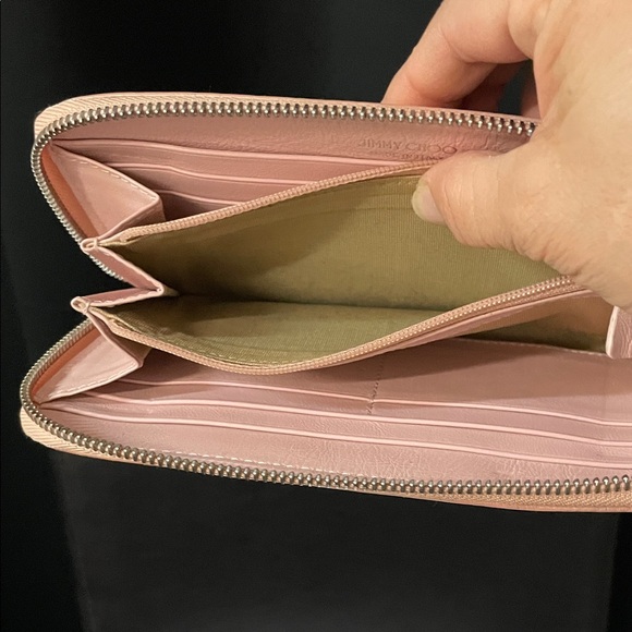 Jimmy Choo FILIPA Pearlized Pinkish Gold with silver Star Stud Zip Wallet - Picture 13 of 17